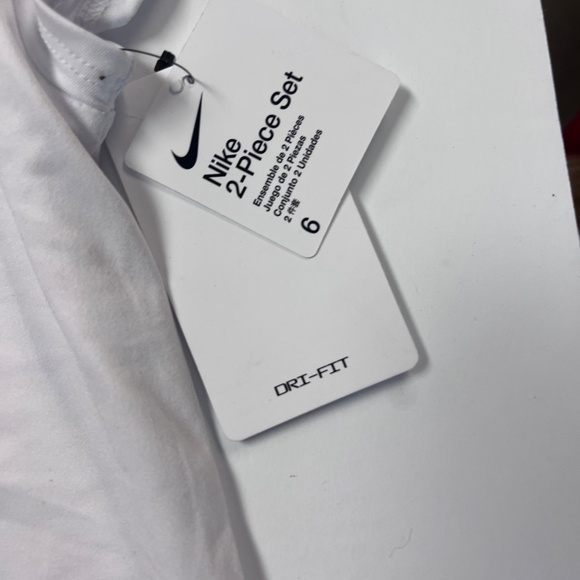 NIKE GIRLS 2-PIECE ALL DAY SKORT SET SIZE 6 - Picture 7 of 8